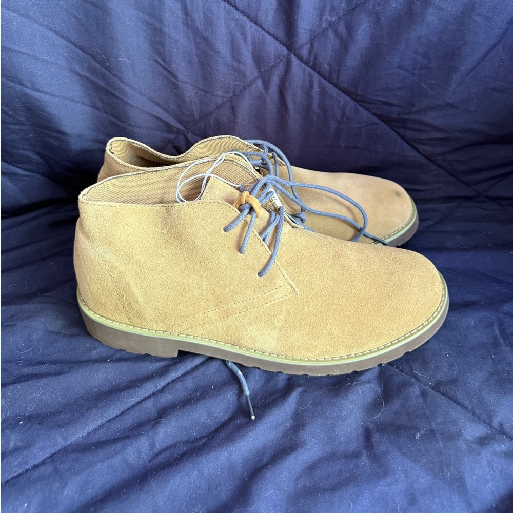 No Boundaries Men's Light Brown Chukka Boots